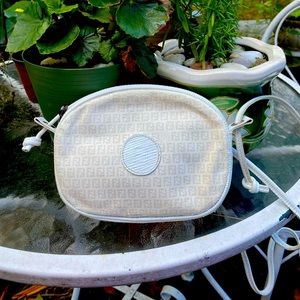 Vintage FENDI cream crossbody bag